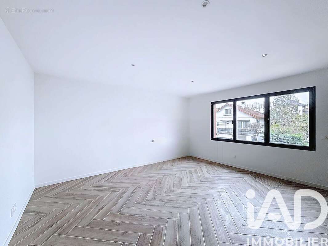 Photo 2 - Appartement à NEUILLY-PLAISANCE