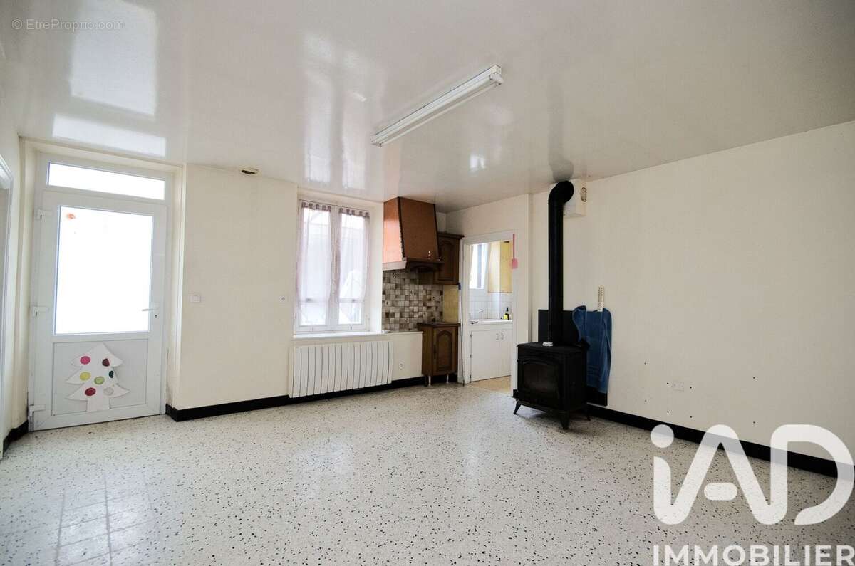 Maison 86 m² à Somme-Suippe  - photo 5