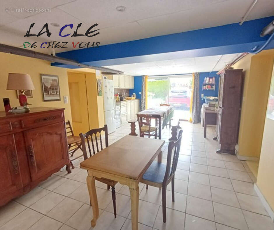 Maison à COULONGES-SUR-L'AUTIZE