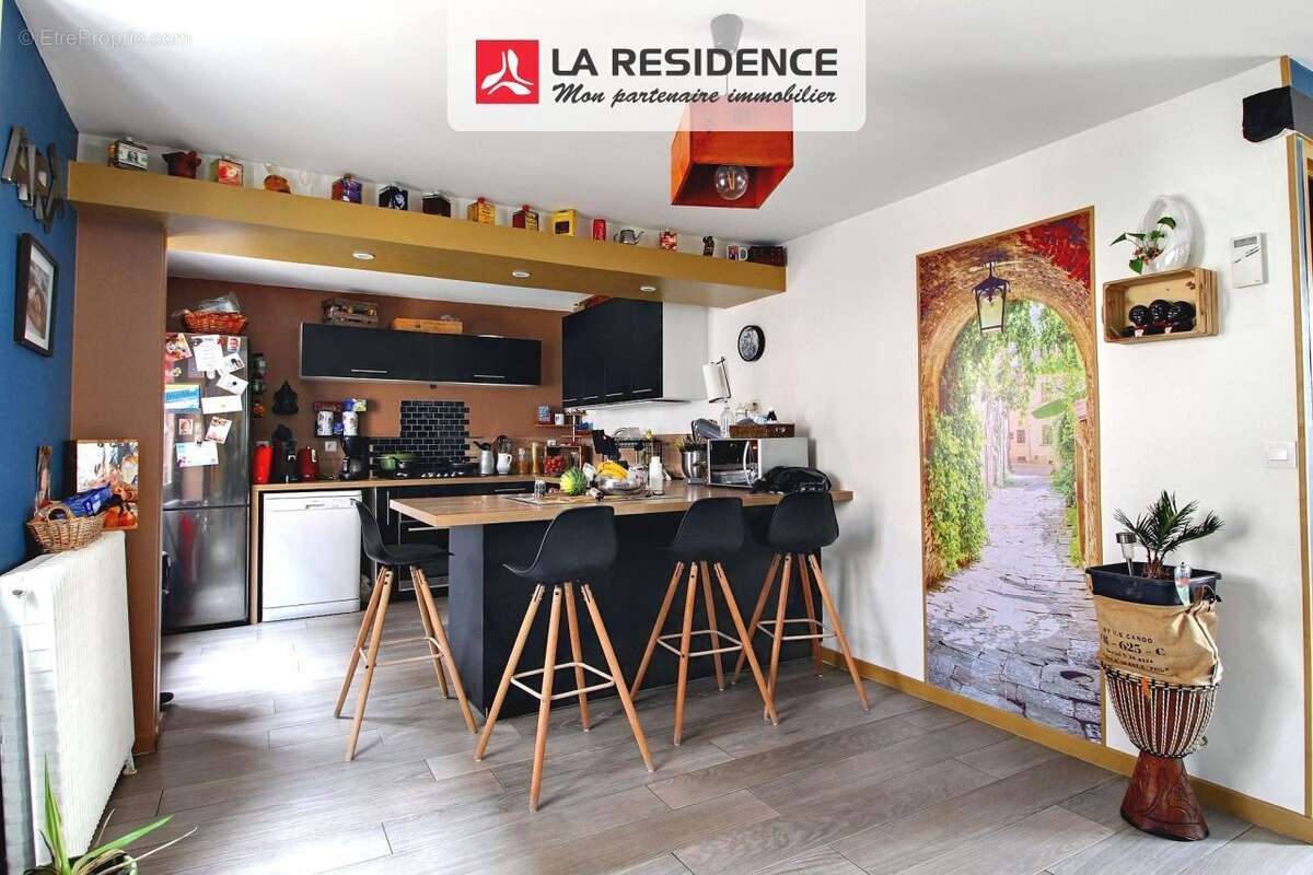 Maison 140 m² à Oissel  - photo 5