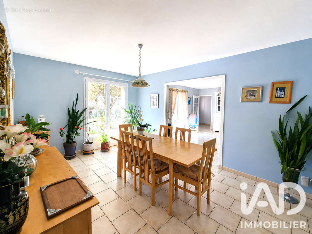 Photo 5 - Maison à SAINT-JULIEN-DES-LANDES