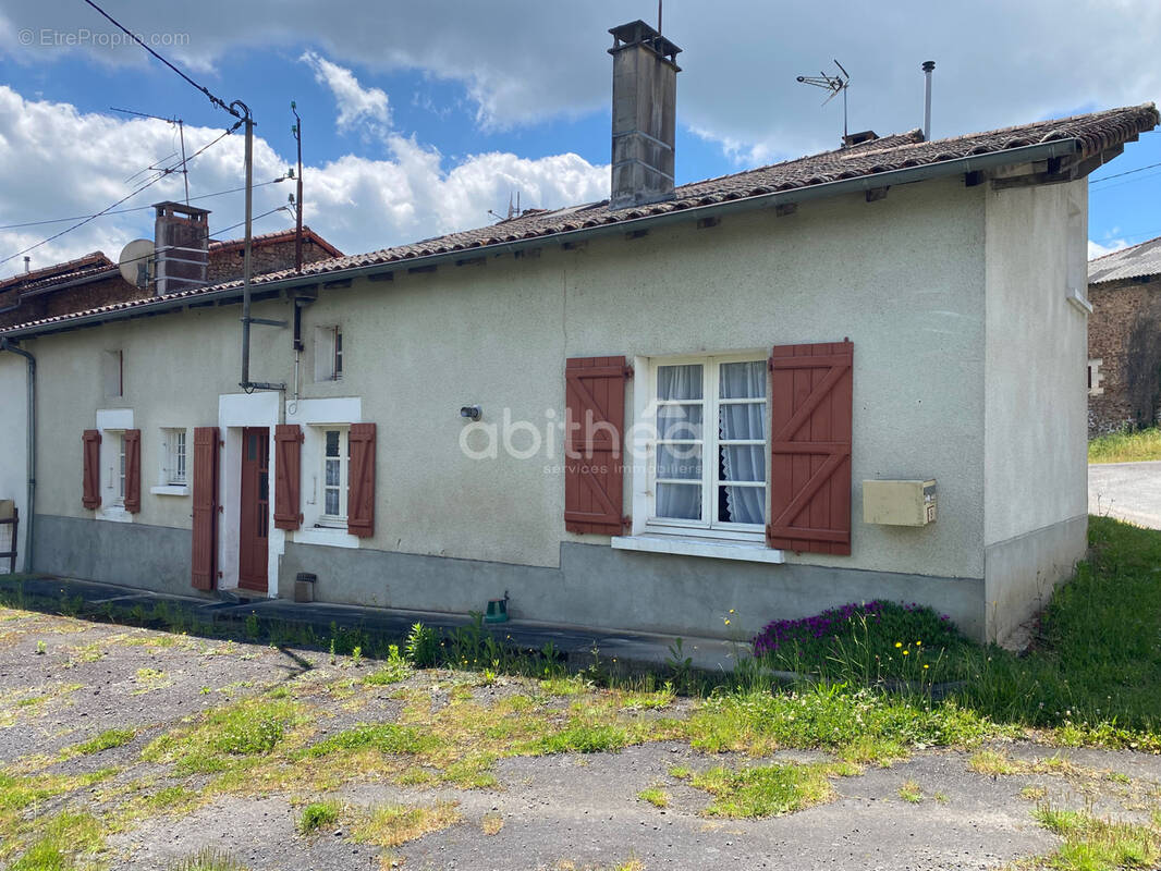Maison à CHIRAC