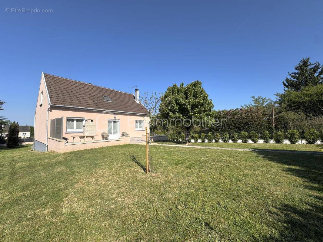 Maison à COULOMMIERS