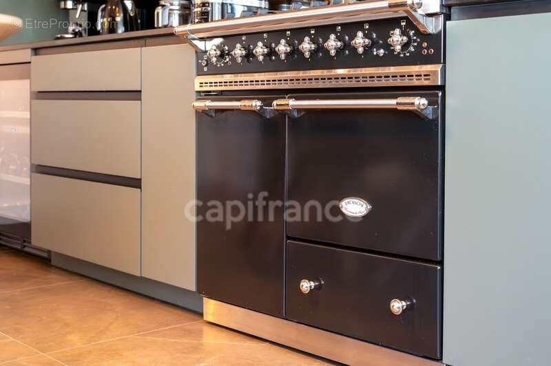 Maison bourgeoise 255 m² entièrement rénovée, parc clos et arboré de 4 303 m² (piscinable), 3 garages, terrasse, jacuzzi - photo 51