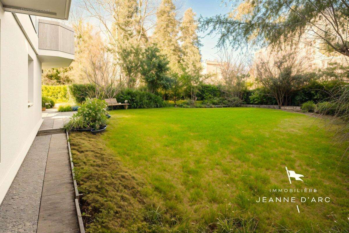 Appartement à LE CHESNAY