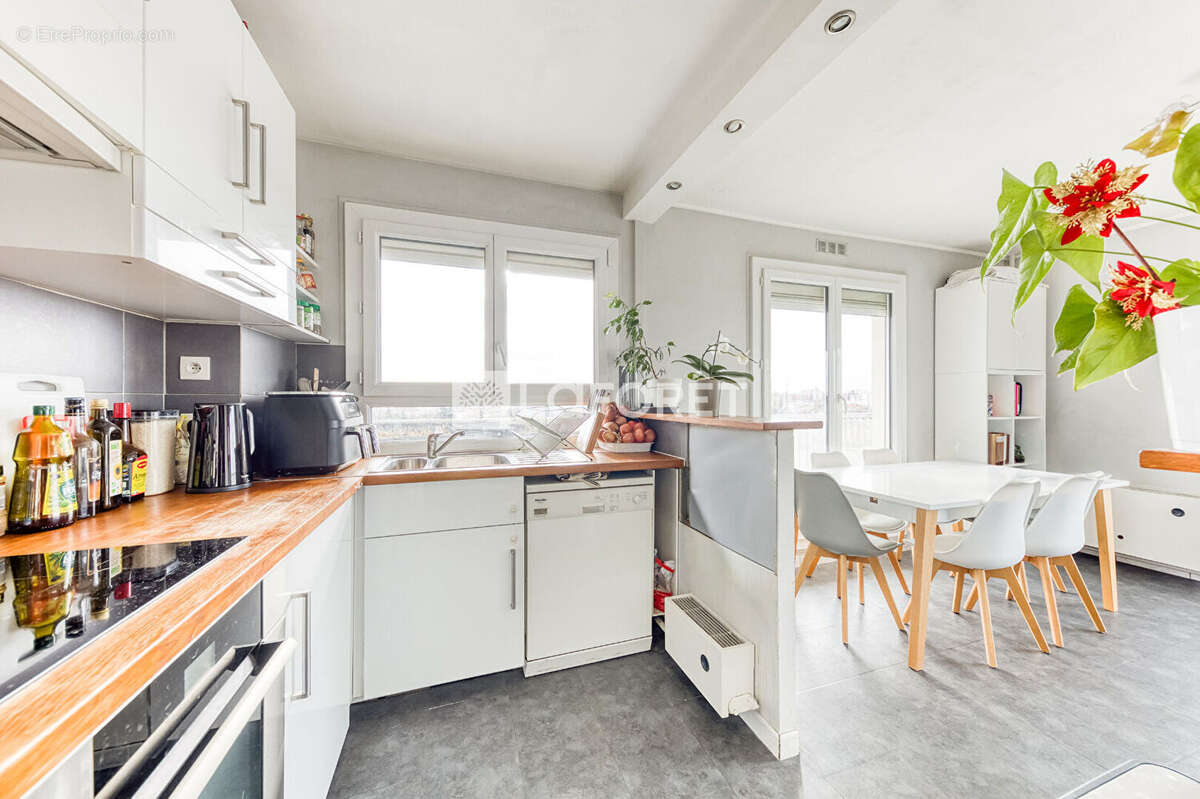 Appartement à MAISONS-ALFORT