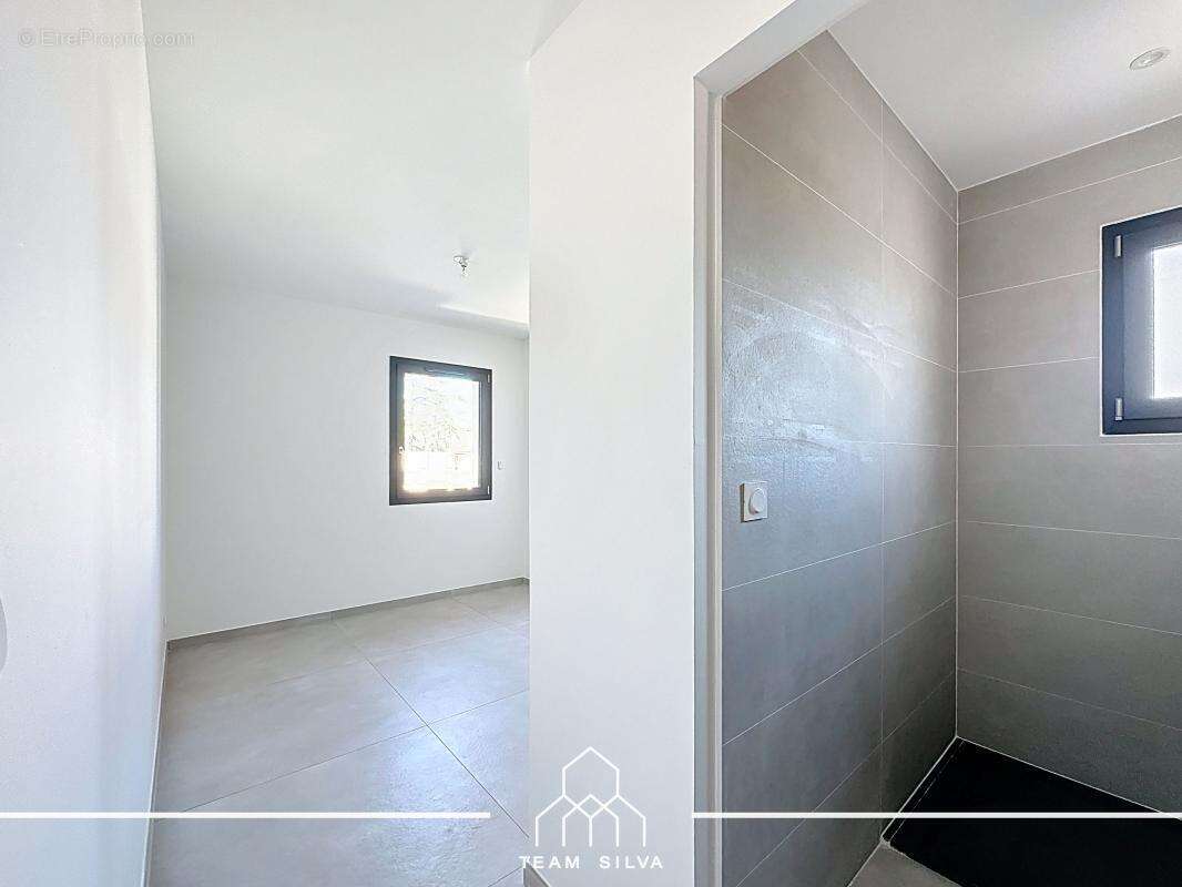 Maison à SAINT-ROMAIN-EN-GAL