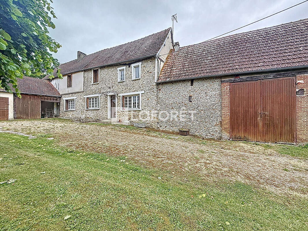 Maison à SAINT-PIERRE-DE-BAILLEUL