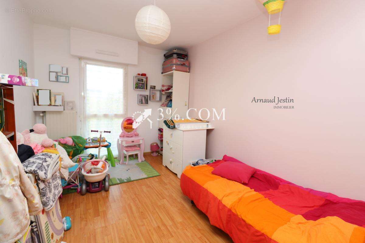 Appartement à SAINT-JACQUES-DE-LA-LANDE