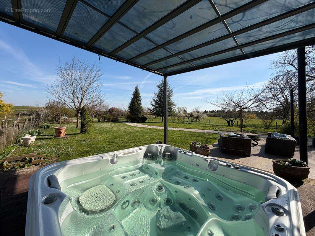 CHAIGNAY - Maison de 257 m² - photo 14