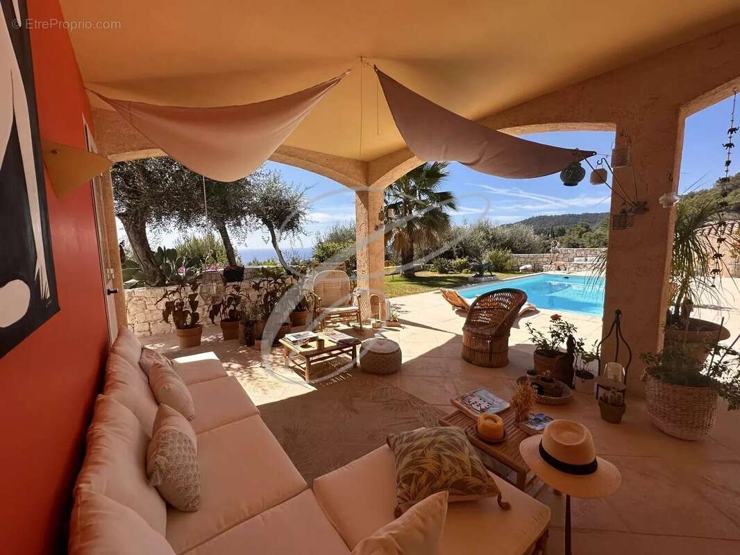 Maison à SAINTE-AGNES