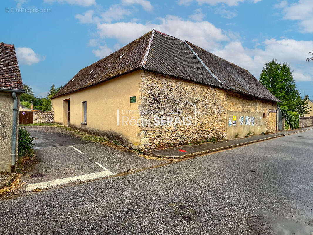 Dépendance en pierre à rénover proche Sées - photo 2