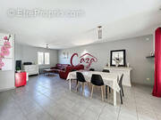 Maison à CAMBLANES-ET-MEYNAC