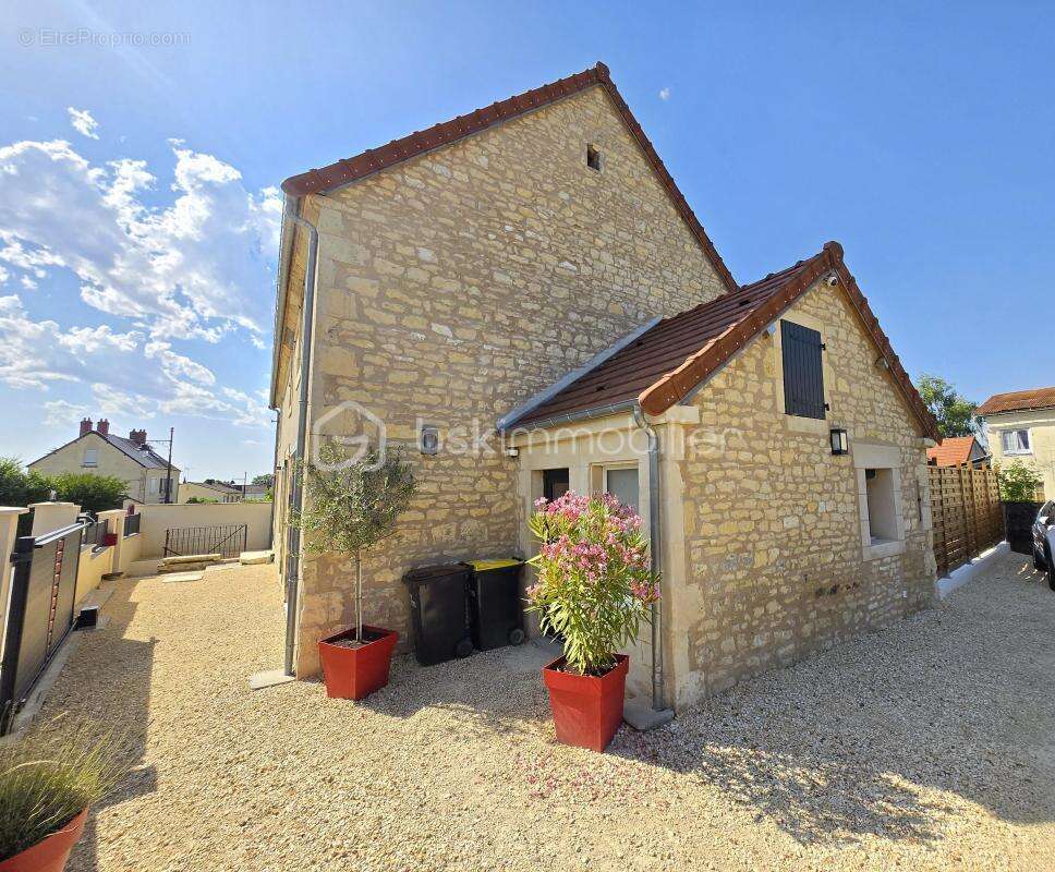 Maison à POUGUES-LES-EAUX
