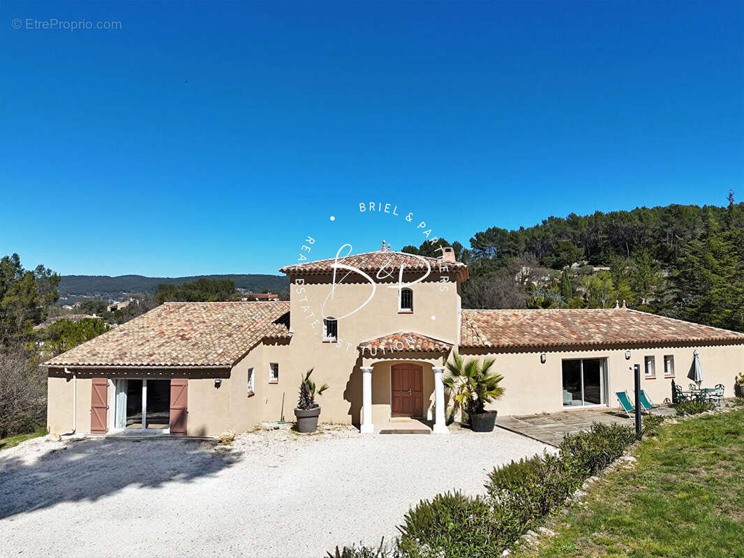 Maison à DRAGUIGNAN