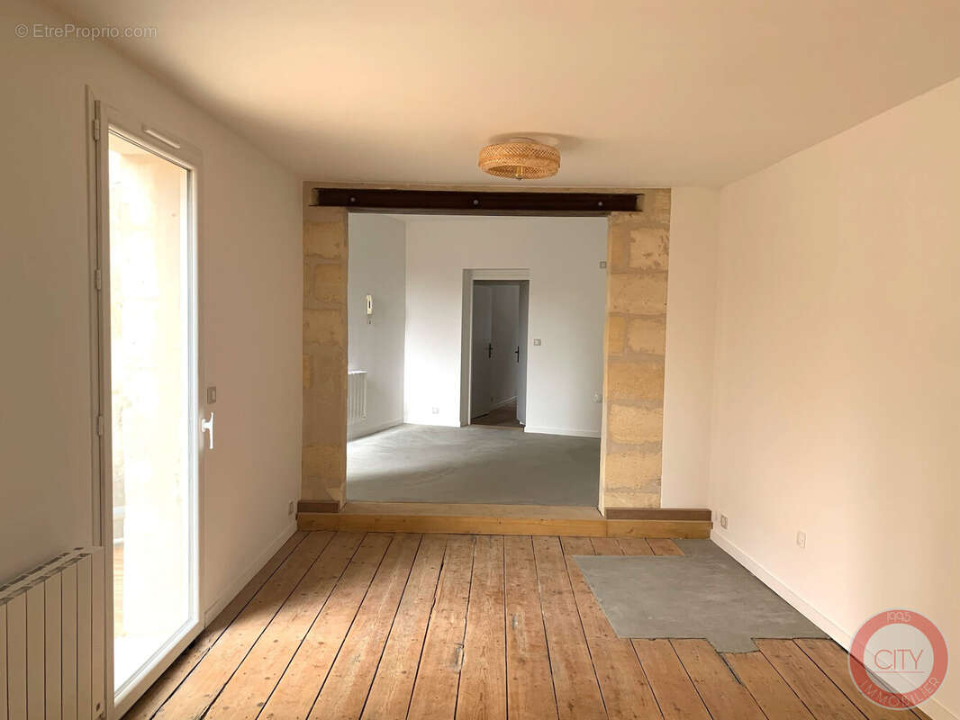 Appartement à BORDEAUX