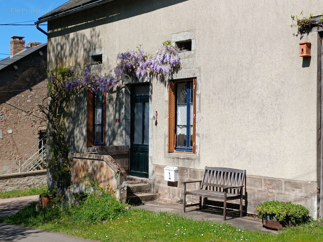Maison à MHERE
