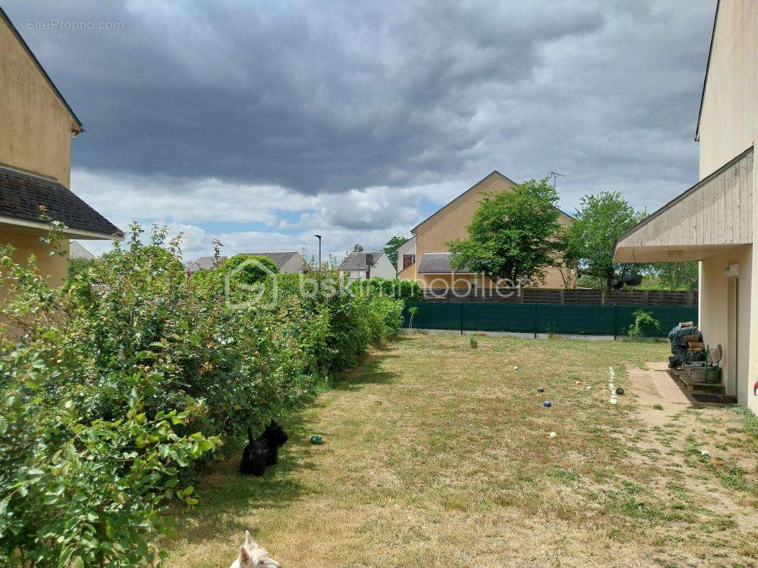 Maison de 101 m2 avec 4 chambres - Terrain de 527 m2 à Sully sur Loire - photo 21