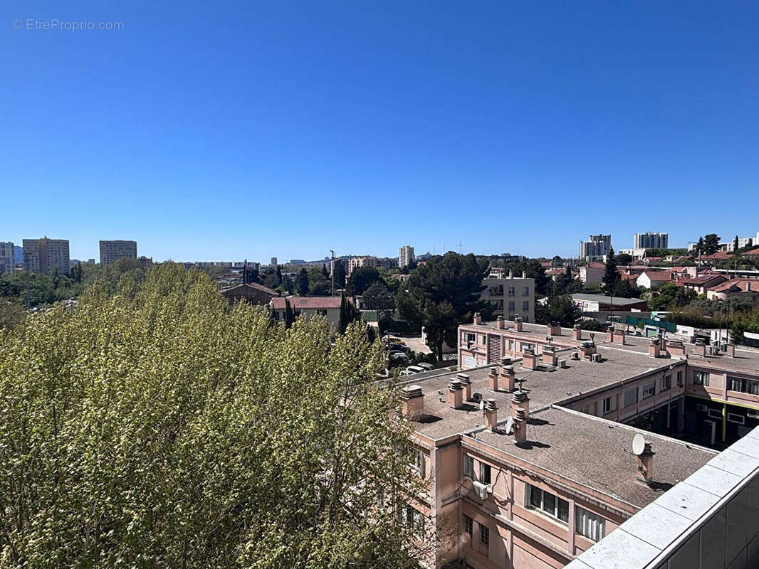 Appartement à MARSEILLE-11E