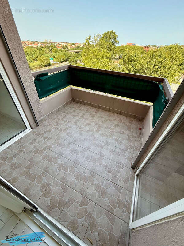 Appartement 2 pièces 7ème et dernier étage - Parking et cave privés - photo 9