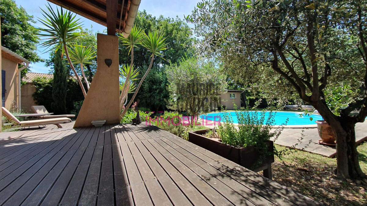 Maison à BEDARRIDES