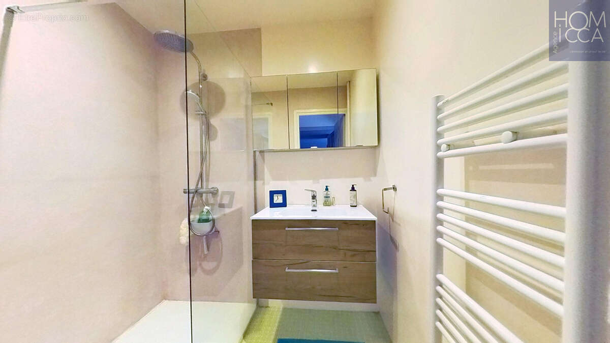 Appartement à TASSIN-LA-DEMI-LUNE
