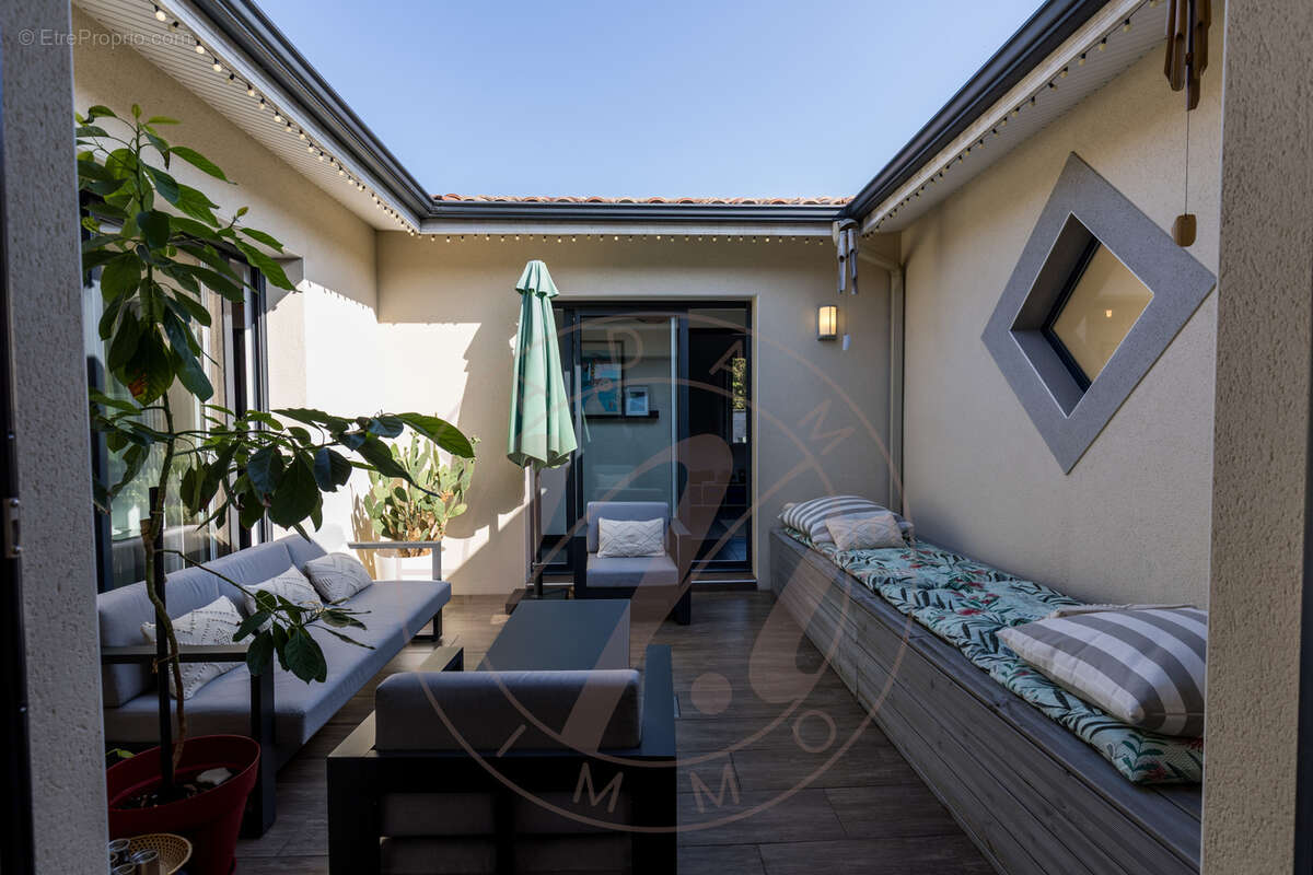 Maison contemporaine avec patio   Un véritable cocon de sérénité à Saint-Pierre-du-Mont - photo 13