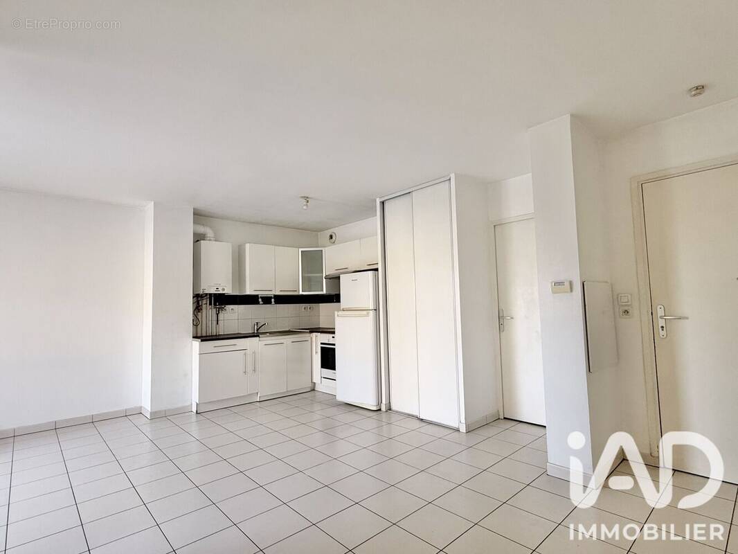 Photo 1 - Appartement à CHILLY-MAZARIN