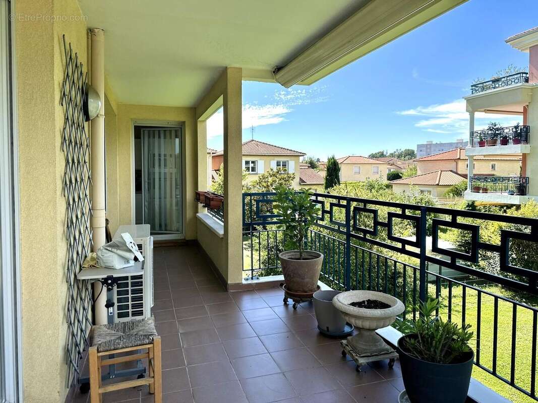 Photo 5 - Appartement à MEYZIEU