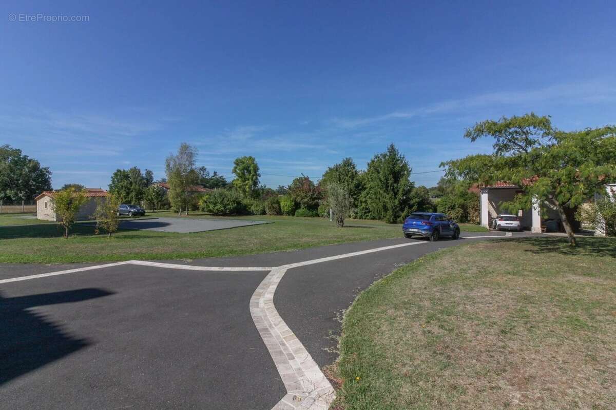 Maison à MAINE-DE-BOIXE