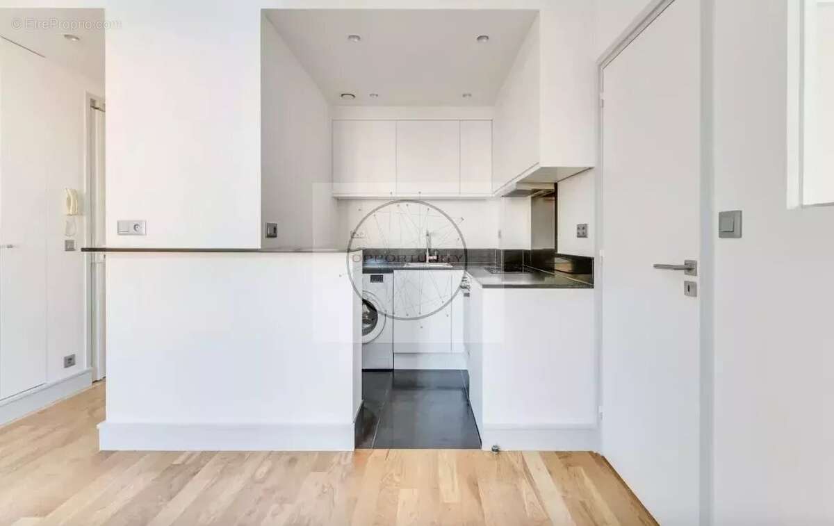 Appartement à PARIS-19E