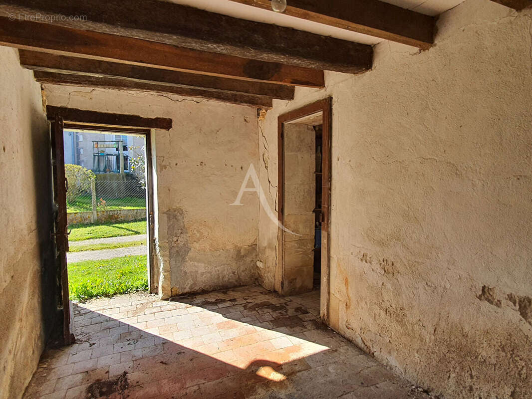 Maison à VILLENTROIS