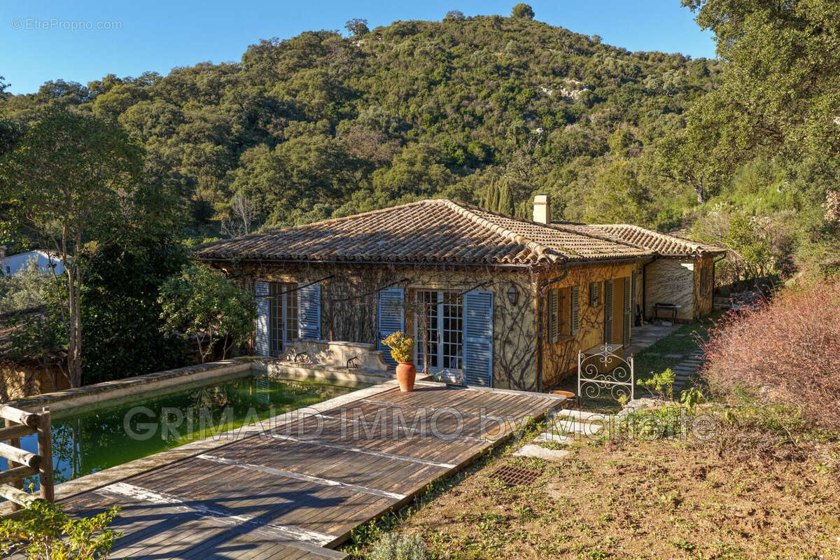 Maison à GRIMAUD