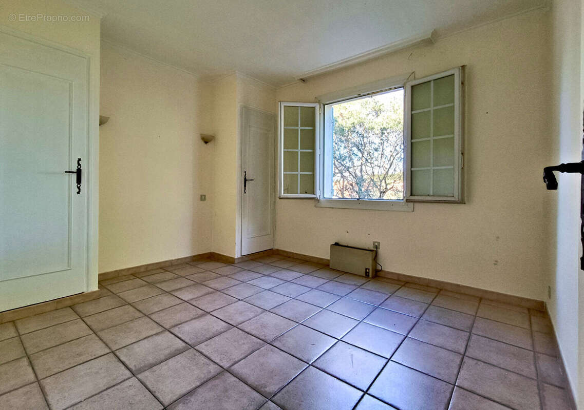 Appartement à LANCON-PROVENCE