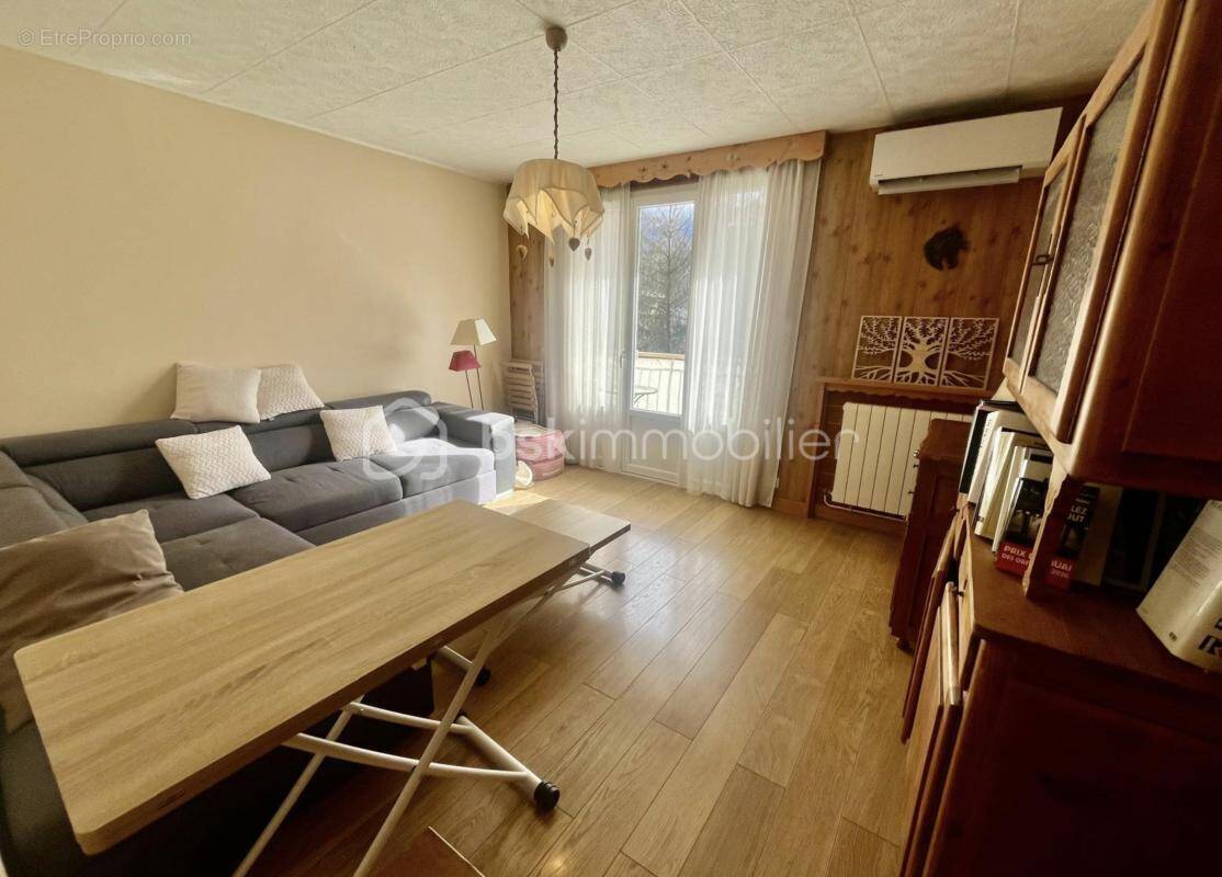 Appartement à ALBERTVILLE