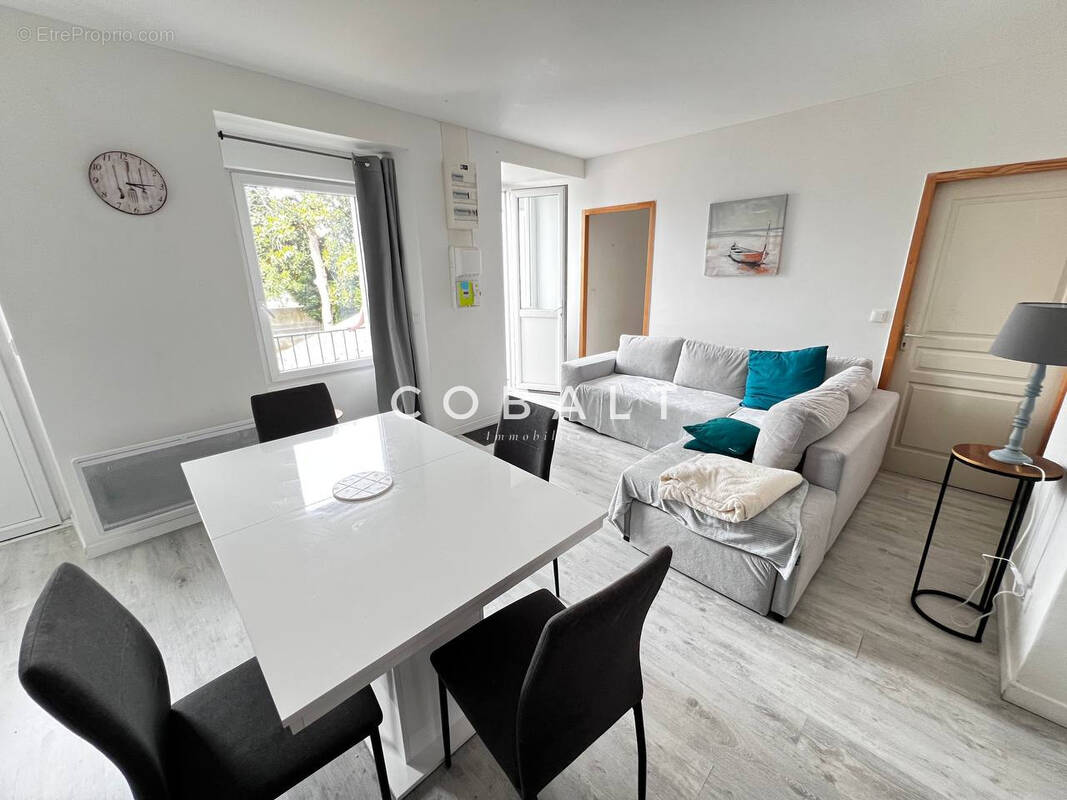 Appartement à NOZAY