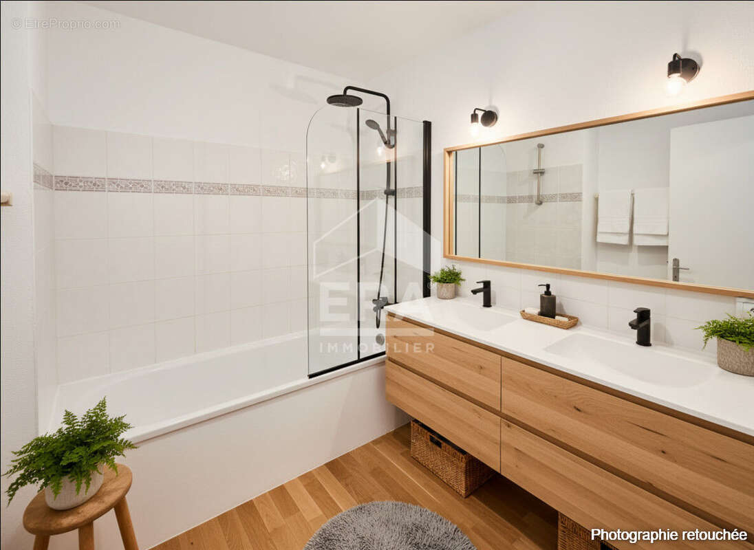 Appartement à MOUANS-SARTOUX