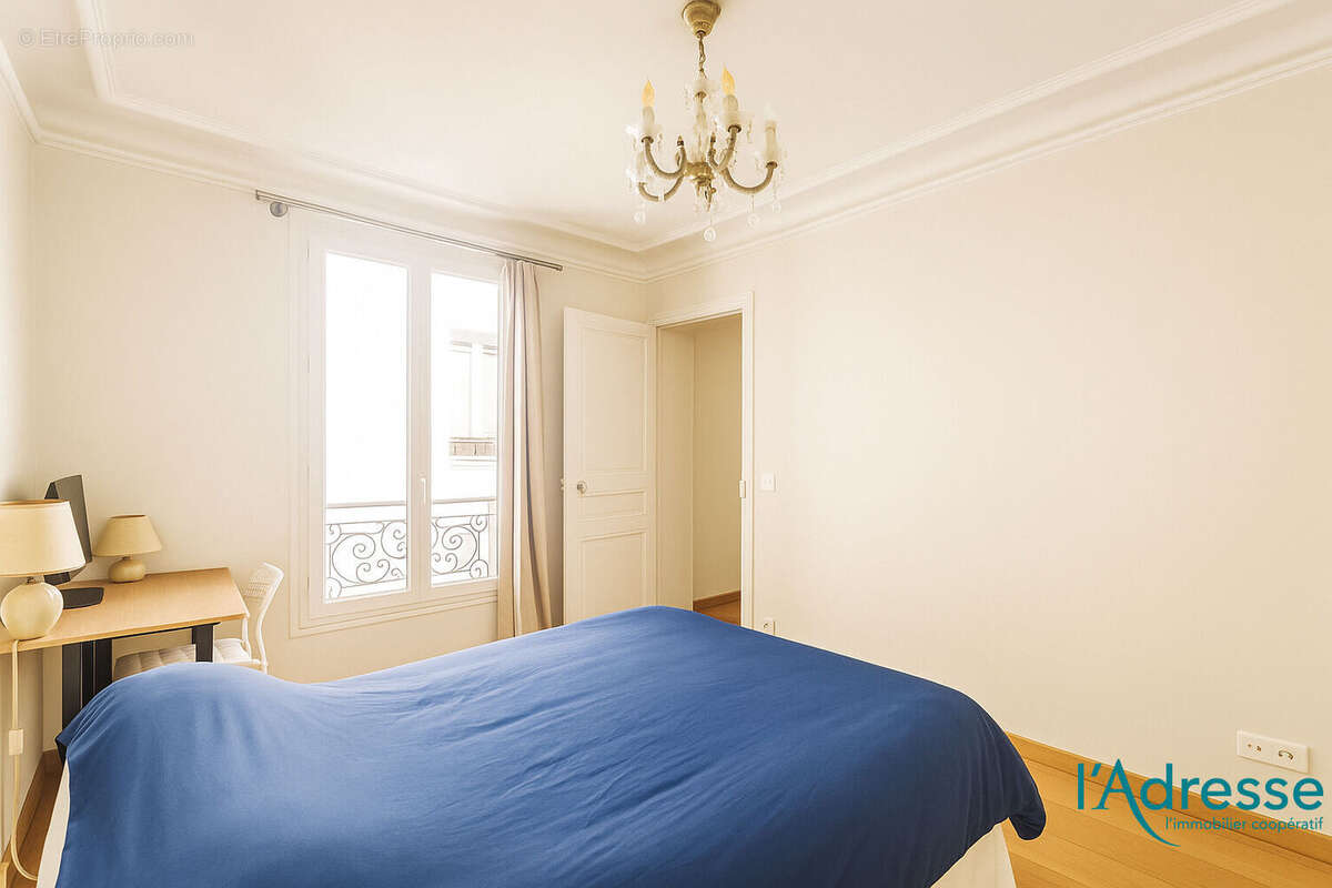 Appartement à PARIS-11E