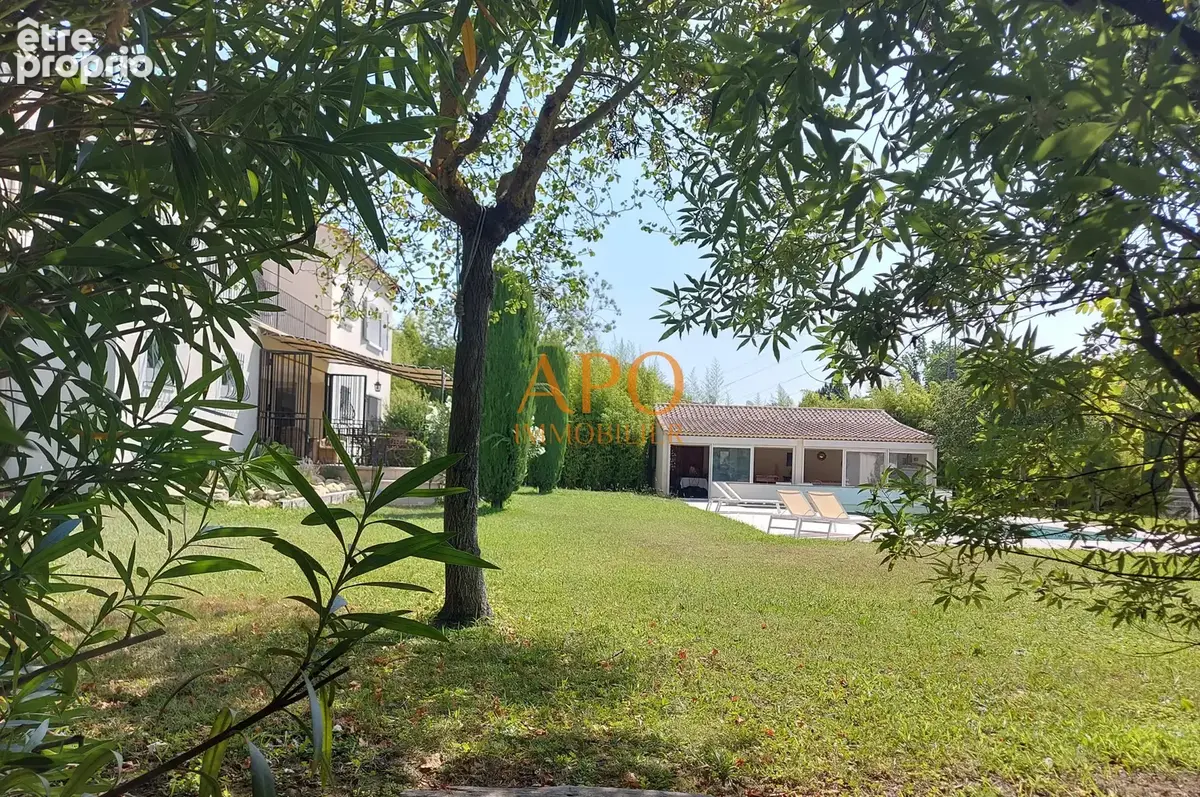 Bastide T9 + 2 villas T3 et T2 sur 6200 m2 de terrain - photo 21