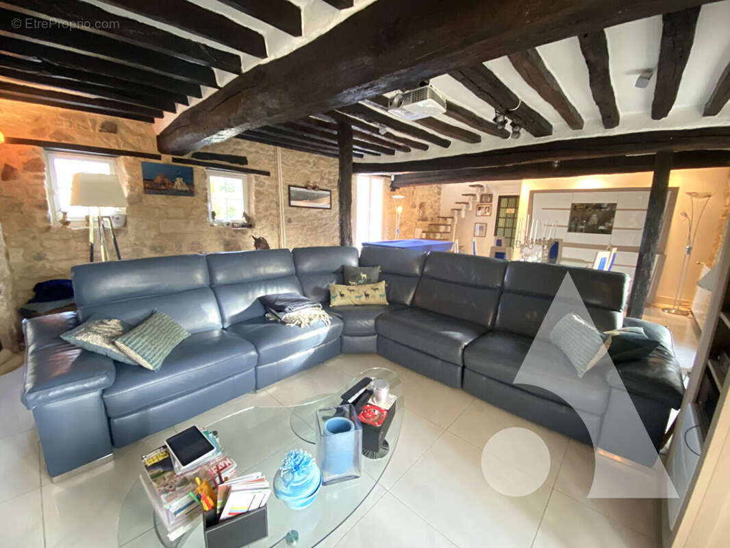 Maison à CREPY-EN-VALOIS