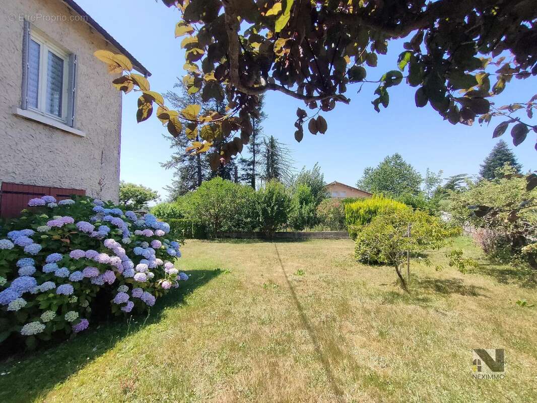 n°3 - Maison à MIALET
