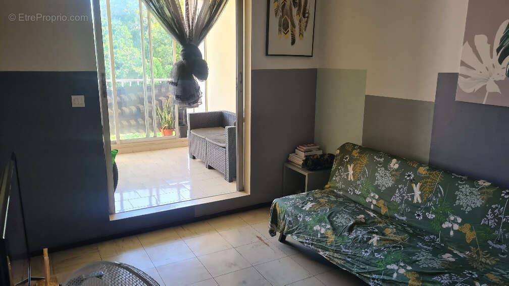 Appartement à LES ABYMES
