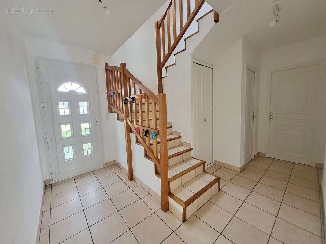 Maison contemporaine à vendre 8 pièces ARGOL (29) - photo 7