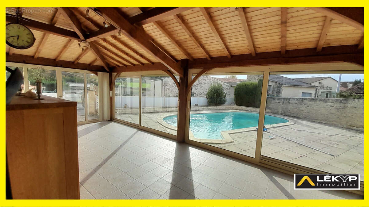Maison de 139m2 avec piscine - photo 3