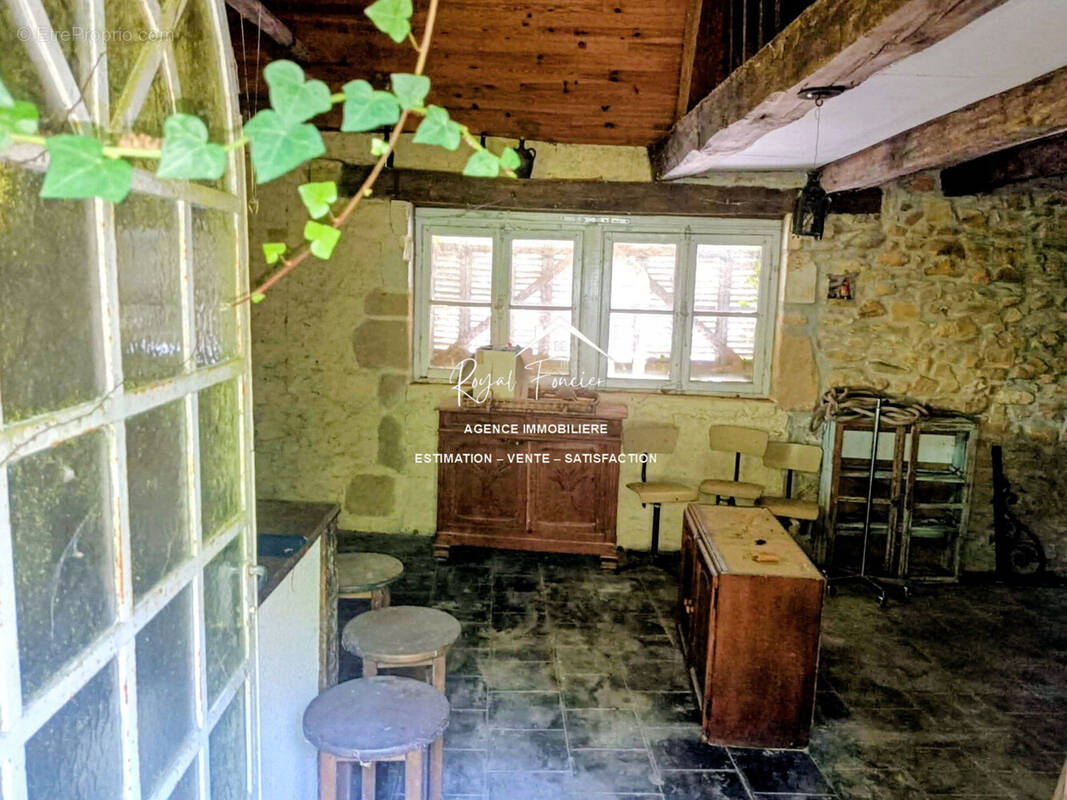 Maison à DANGE-SAINT-ROMAIN