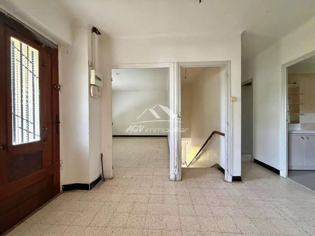 Maison Alès proche commodités sur 898m² de terrain - photo 5