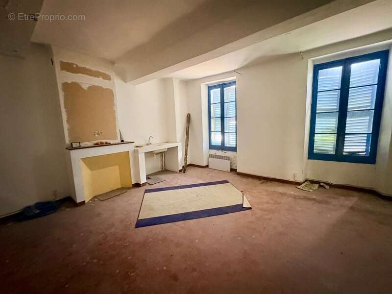 Appartement à LORGUES