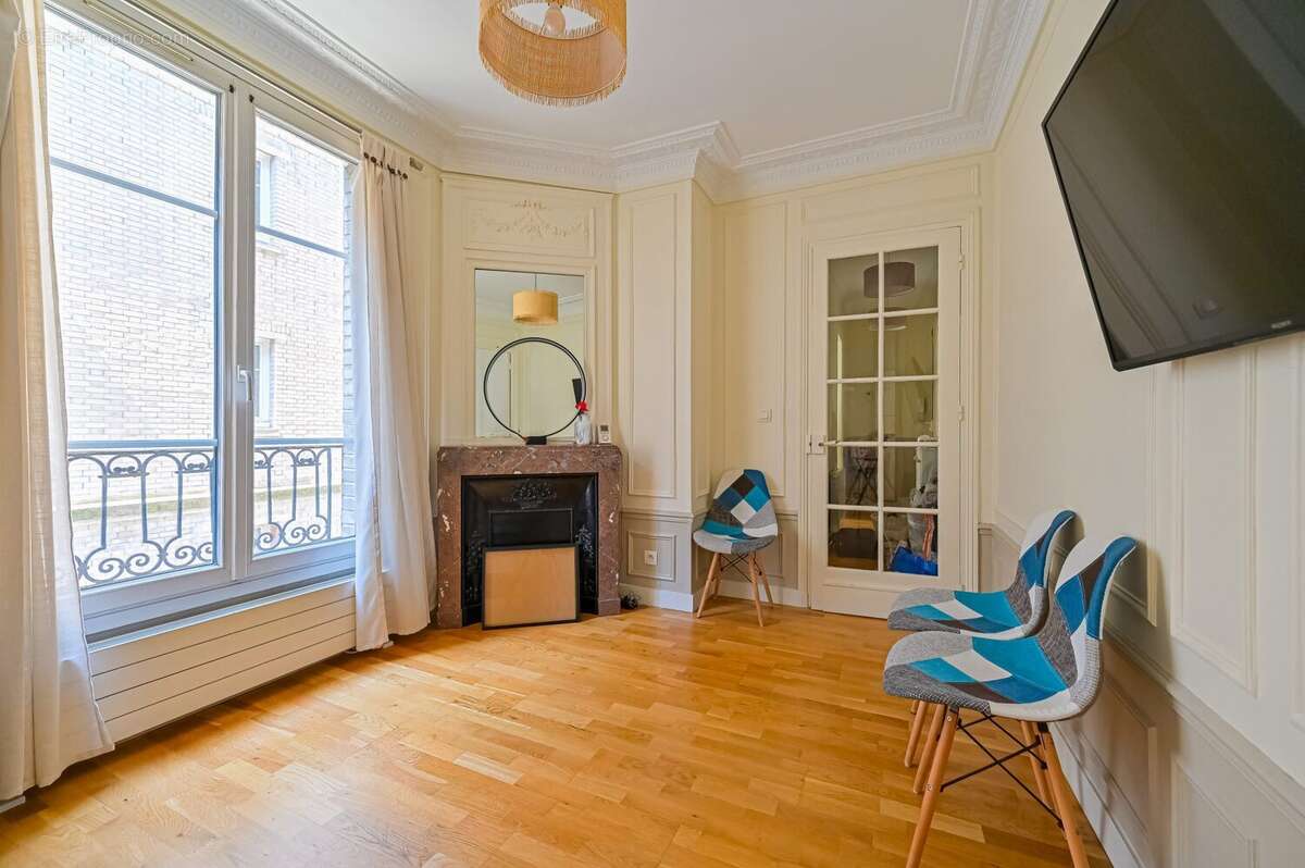 Appartement à PARIS-12E