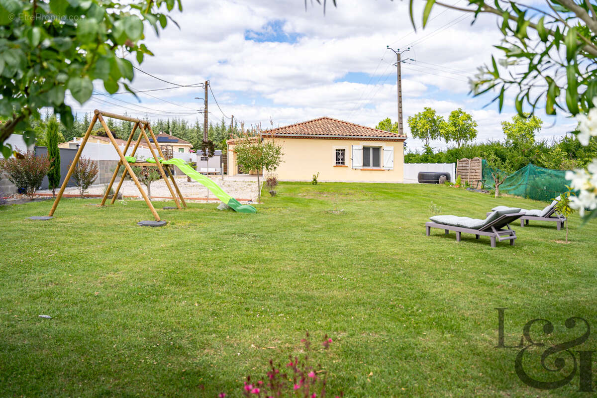 Maison de plain-pied à Sainte-Livrade-sur-Lot (Lot-et-Garonne, 47 ) - photo 12