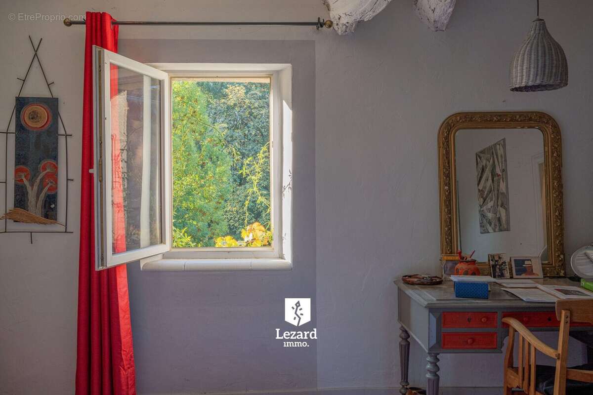 Maison à PAYRIN-AUGMONTEL